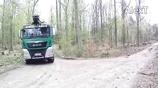 Extreme Dangerous Huge Wood Logging Truck Driving Skill.