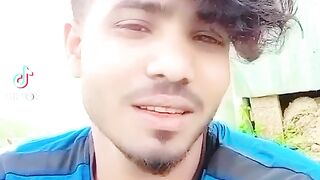 আফসোস ভালোবাসার মানুষ নাই যাকে চাইছিলাম ধরে রাখতে পারি
