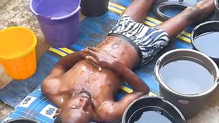 When it's  in Africa - Howard funny Vidéo