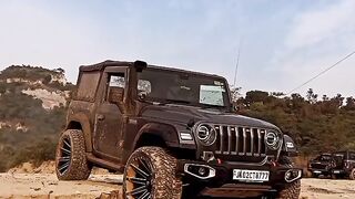 Jeep Gir gye????????