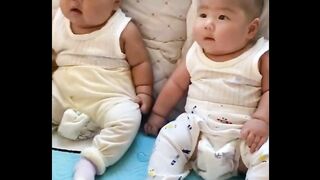 Twins Baby Videos. You Can't Ignore their Cuteness