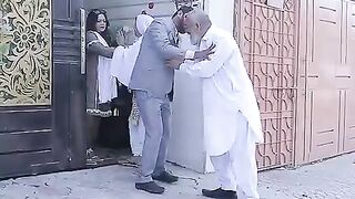 beta na maa bap ko ghar sa nekal diya