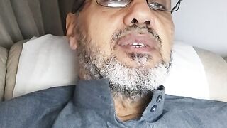 من قال سبحان الله وبحمده في يوم مائة