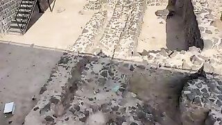 Madinah_mein_Sahabi_ke_Ghar_ke_asaar