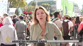Argentina economic crisis_ Public employees protest over job cuts.