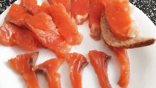 Солю ФОРЕЛЬ секретной смесью! Рецепт покоривший весь мир.