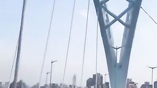 / آنے والے 7.5 اور 7.4 شدت کے زلزلے نے تباہی مچا ے..