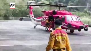 Helicopter evacuates people from recreational area in Hualien after quake.