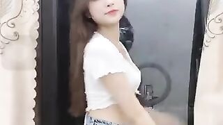 Bigo_Phương_Bom_nhảy_sexy(360p).