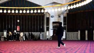 اسمع وتمعن بكلام الله عز وجل