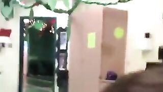 هذا الطفل يشعر في الخيانة