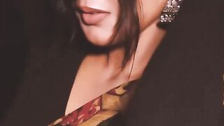 Agar tum miljao zamana tor denge hum.