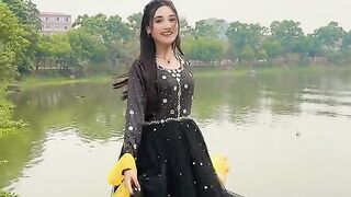 এমন সুন্দর সুন্দর ভিডিও দেখতে ফলো করে রাখো IBRAHIM 09
