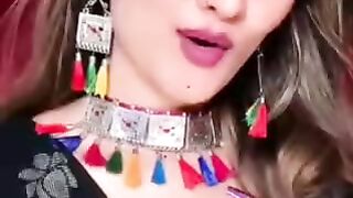 YouCut_20240405_2317 items Girls live dance Tango