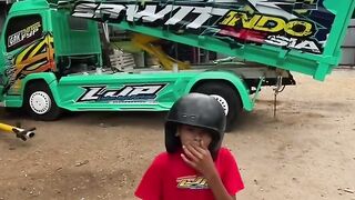 Tetap merendah abang kuuuu
