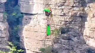 outstanding_stunts_#viral_#performance(720p).