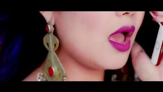 Official Video_ Nikle Currant Song _ Jassi Gill _ Neha Kakkar _ Sukh-E Muzical Doctorz _ Jaani.