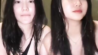 2 beautiful girl