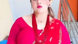 A Cute Bhabi New Dance Video