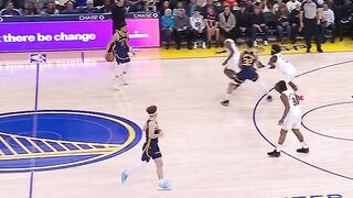 NBA - WHAT A 1ST HALF FROM KLAY ???? 25 PTS 5 3PM Warriors lead 68-54 at the break.