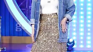 Choli ke peeche short