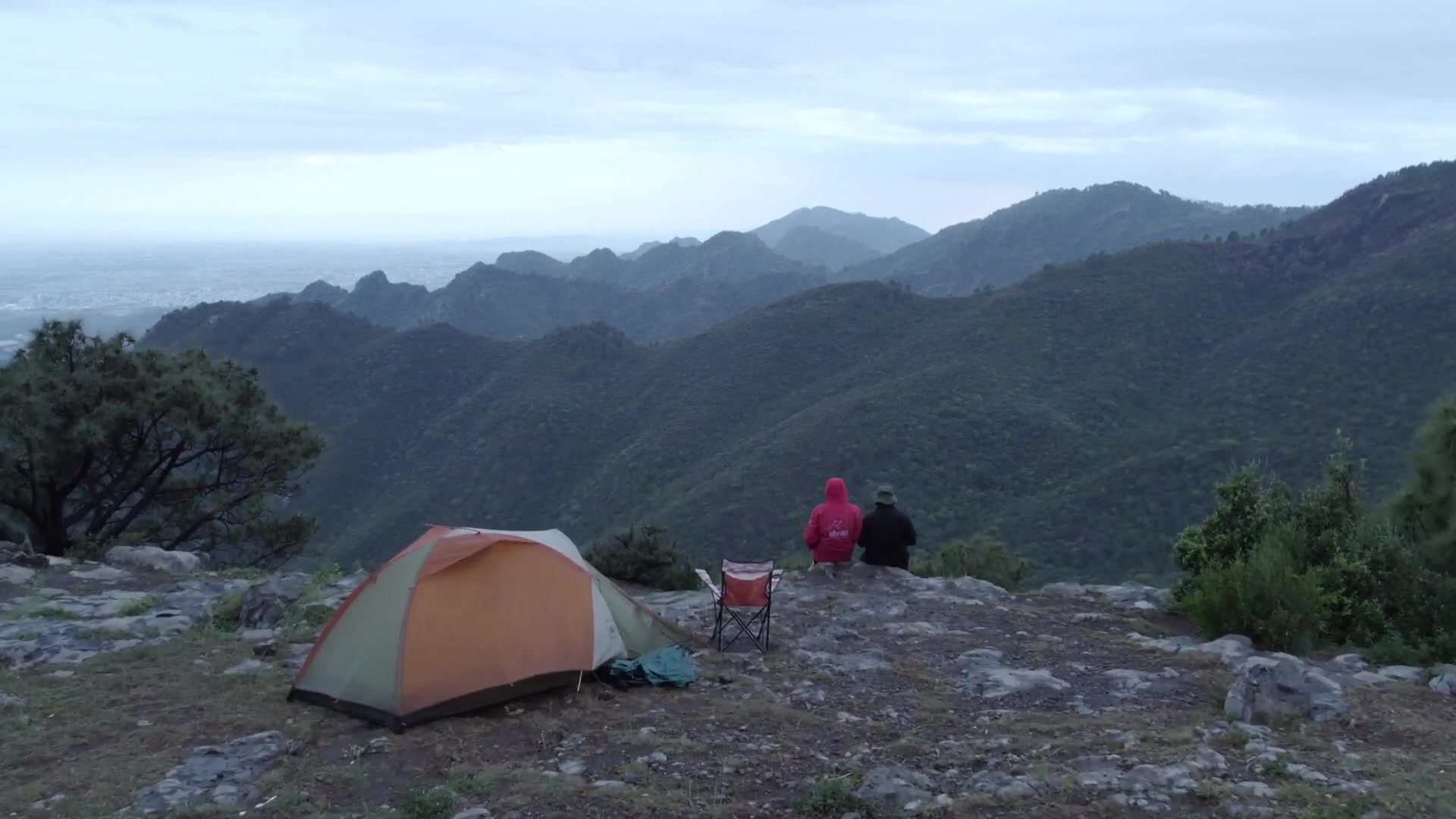 camping-in-heavy-rain-at-the-most-beautiful-spot-in-margalla-hills