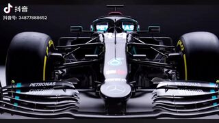 Racing Legends: Iconic Cars That Made History on the Track