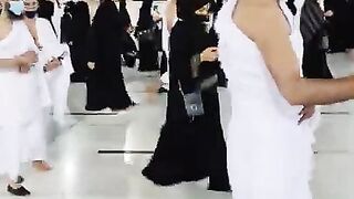 Zam_Zam_Water_????_Masjid_ul_Haram
