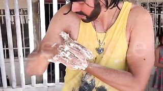 Tambahkan judul anda sendiri