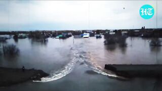 Russia Battles 'Worst Flood In decades'; Over 10,000 Homes Submerged _ Emergency Declared.