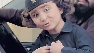 Gift karna hai to Abhi kardo ????????#babache #funny #viral