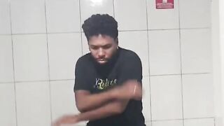 Na minha cabeça eu sou normal ????