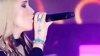 One night in Dubai song live performance