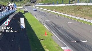DRIFTING