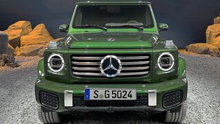 NEW 2025 Mercedes G500! NO V8 Anymore! Exterior Interior Walkaround 4k