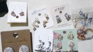 Artificial jewellery