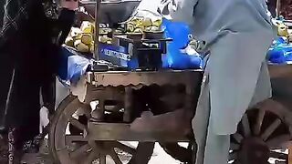 Ramzan mein Dekho kya ho Raha hai