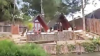Use the river for tourism