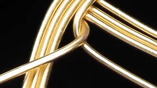 Simple wires turning into beautiful crafts for your home