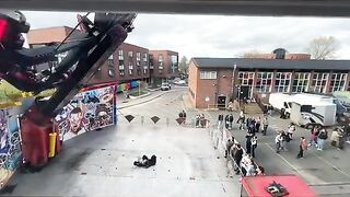 How on earth did they let this happened