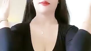 girl dance viral 27