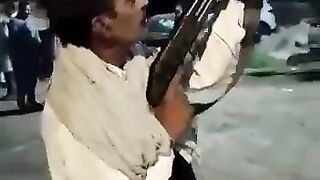 یہ میرا ہتھیار نہیں بلکہ یہ حالت ہماری پوری قوم کی ہے۔