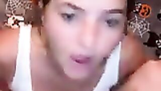From_girl_to_massage_you_to_get_better(240p).