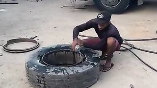 المعلم طريقة نفخ العجلات