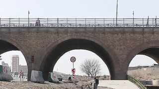Unique Bridge