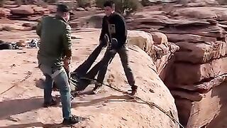 المغامرين