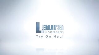Bikini try-on. Laura Contreras.