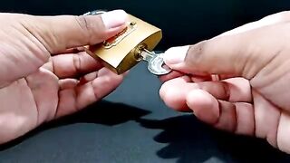 Way To Open A Lock With Matches