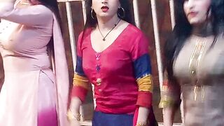 Pakistani mujra