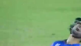 India cricket match .